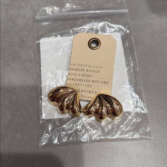 Anthropologie “Fanned Out” Earrings in Gold - Picture 2 of 3